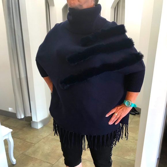 Cover-up Sweater can be worn alone or as cover. Dolman sleeves & bottom fringe. - Picture 1 of 6